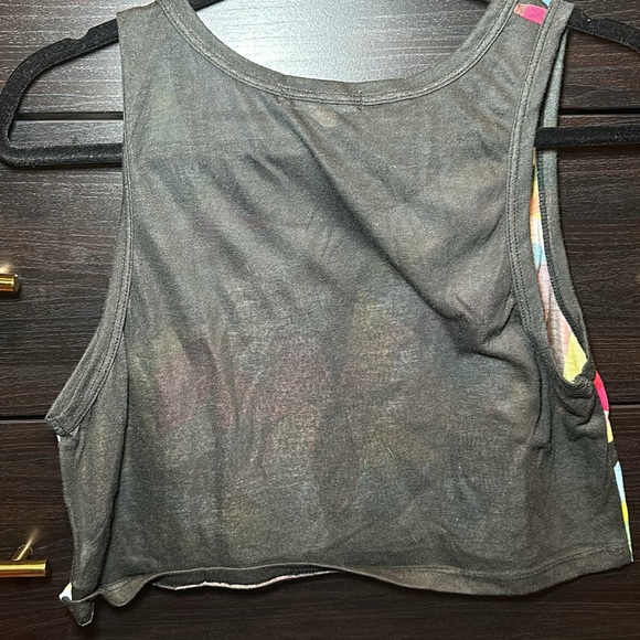 Geometric shape crop top - Picture 2 of 2